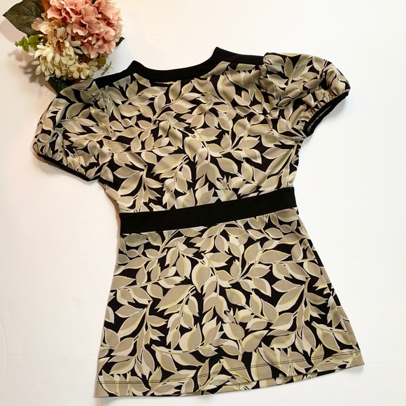 BCBGMaxAzria Top - Picture 3 of 3